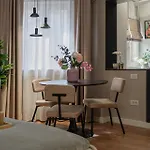 Trendy&private Near Cismigiu&calea Victoriei * Bucureşti