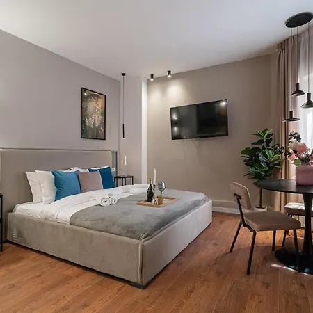 Apartment Urban Chic Near Cismigiu & Calea Victoriei Bucharest