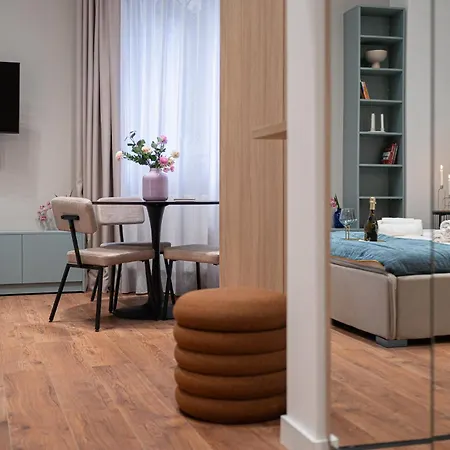Apartment Urban Chic Near Cismigiu & Calea Victoriei