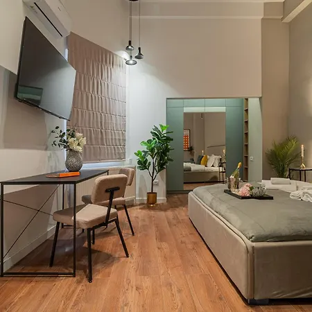 Urban Chic Near Cismigiu & Calea Victoriei Bucharest