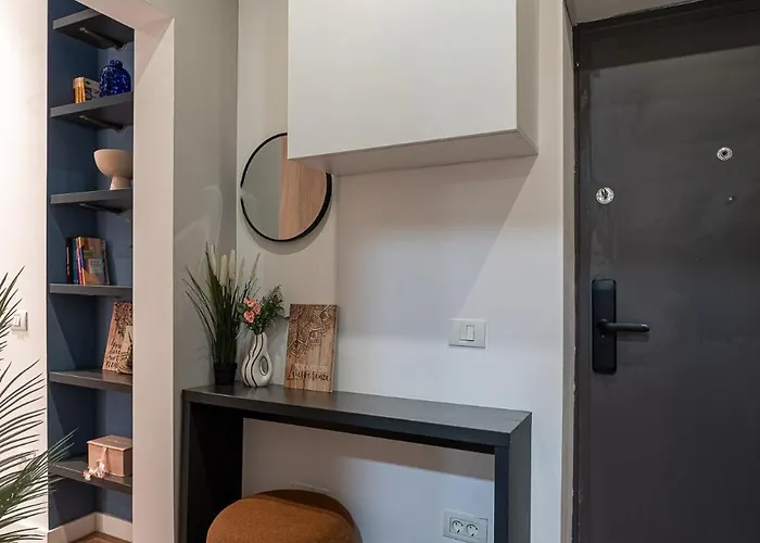 Trendy & Private Near Cismigiu & Calea Victoriei Appartement Boekarest
