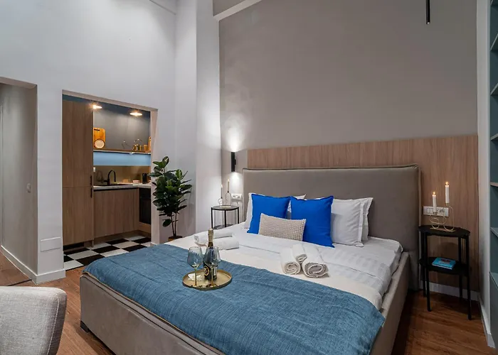 Trendy & Private Near Cismigiu & Calea Victoriei Appartement